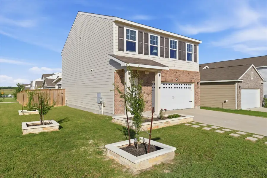 101 Magnum Force Dr, Jarrell, TX 76537 - #2