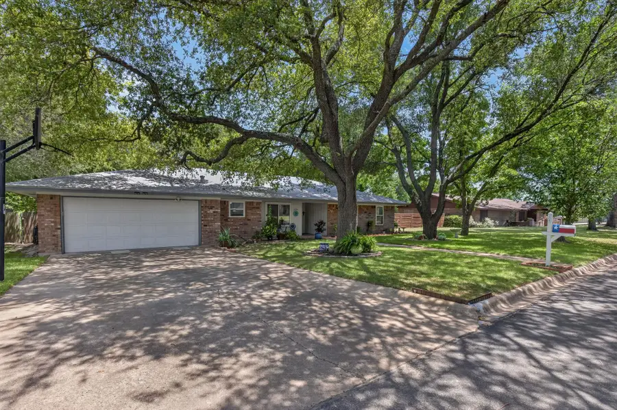 206 Corder Ln, Burnet, TX 78611 - #2