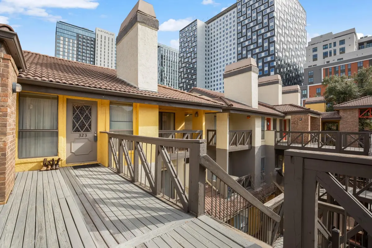 806 W 24th St #323, Austin, TX 78705 - #1