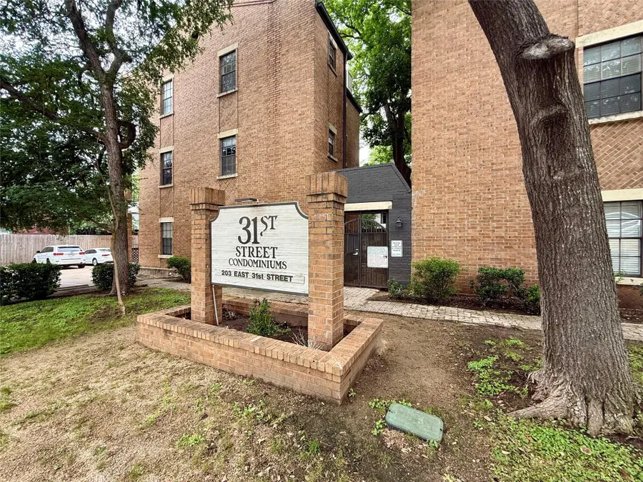 203 E 31st St #101, Austin, TX 78705 - #3