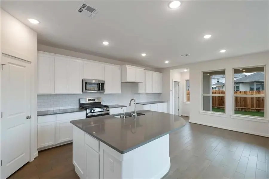 205 Rosebush Dr, Liberty Hill, TX 78642 - Image #3