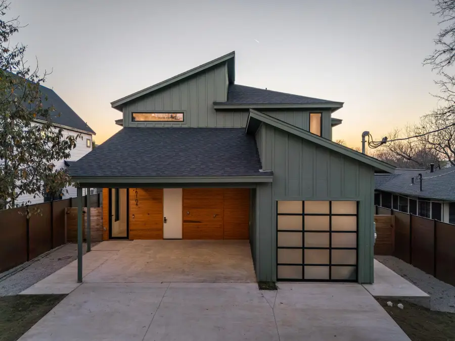 1610 Harvey St #A, Austin, TX 78702 - #3
