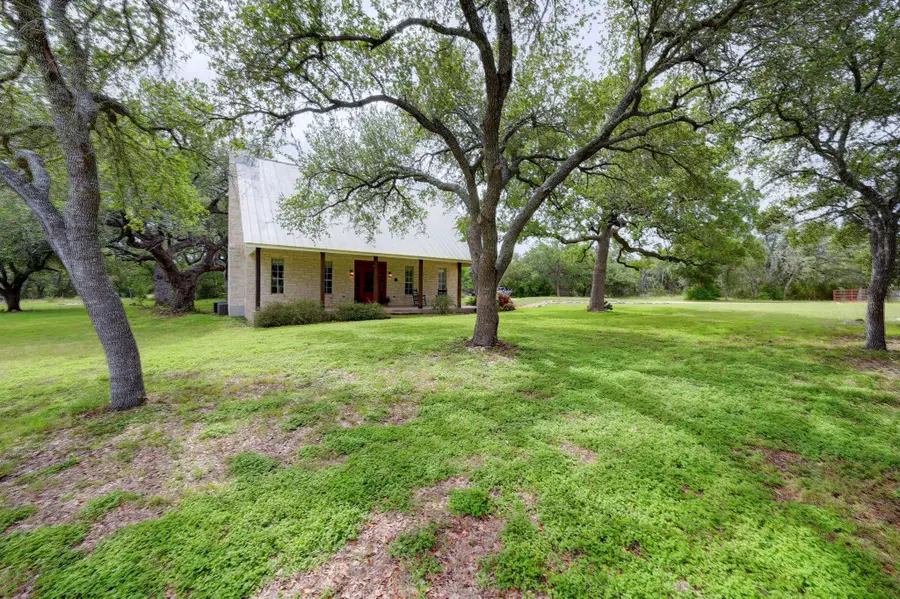 364 Nameless Rd, Driftwood, TX 78619 - #2
