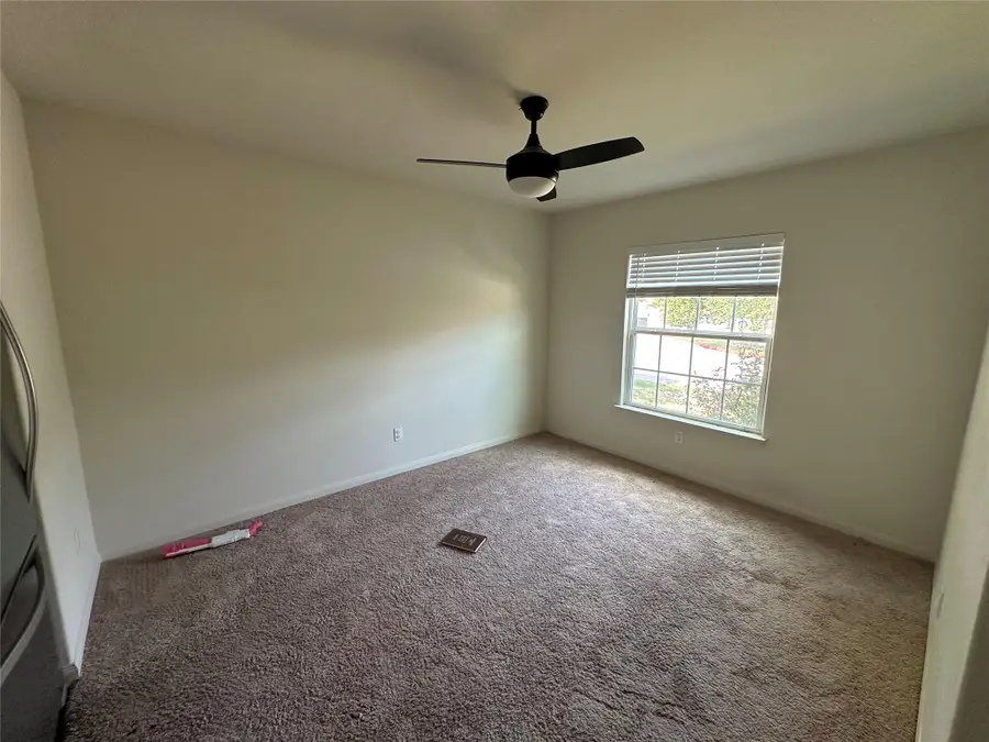 409 Hyacinth Way #22L, Jarrell, TX 76537 - Image #3