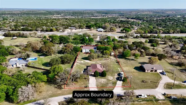 357 Cr 3080, Lampasas, TX 78550