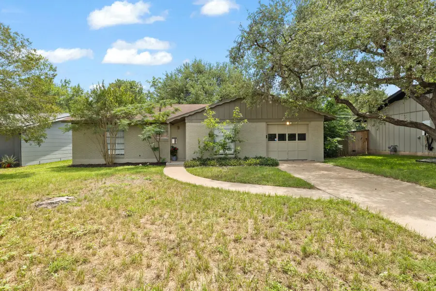 2015 Fair Oaks Dr, Austin, TX 78745 - #2