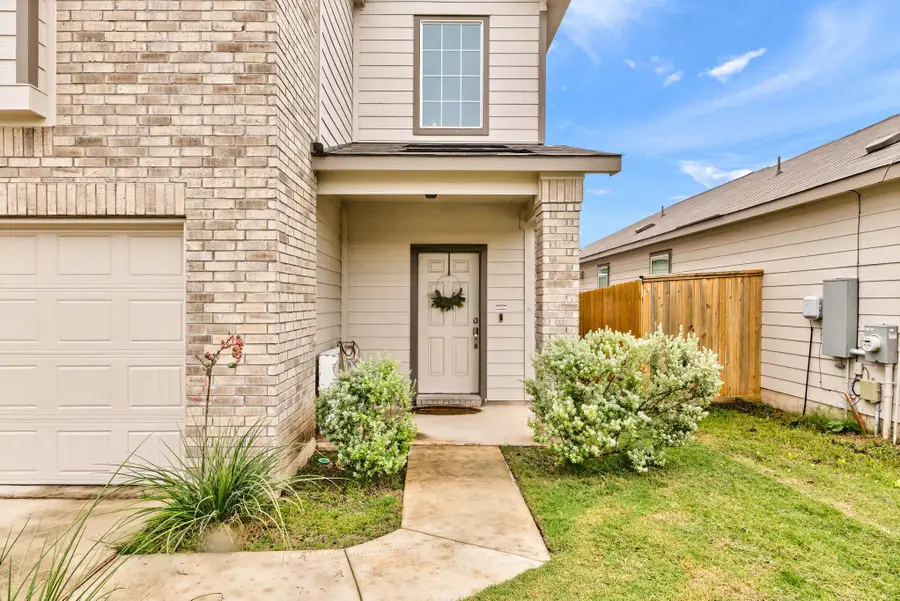 129 Rowdy Yates Way, Jarrell, TX 76537 - #2