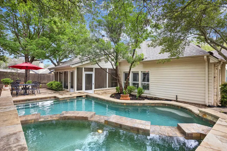 110 Copperleaf Rd, Lakeway, TX 78734 - #2