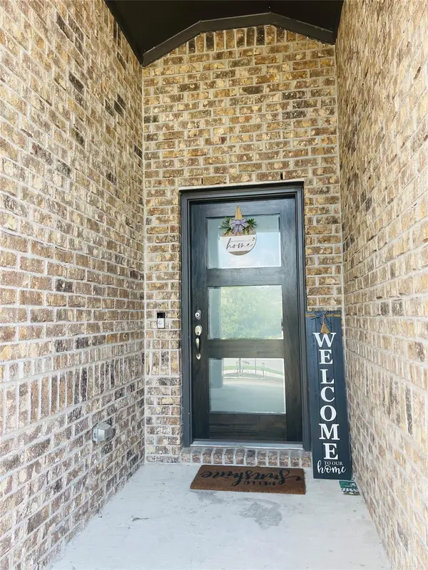 232 Short Leaf Dr, Buda, TX 78610