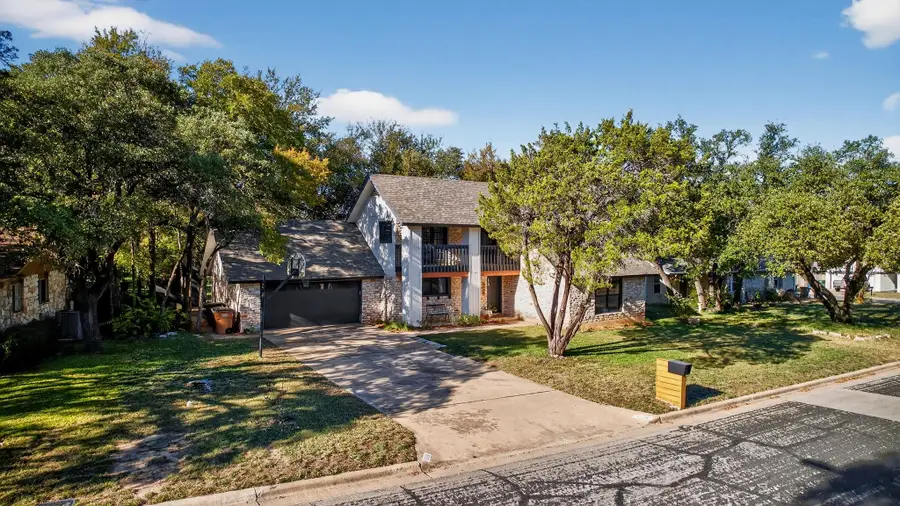 8908 Bubbling Springs Trl, Austin, TX 78729 - Image #2