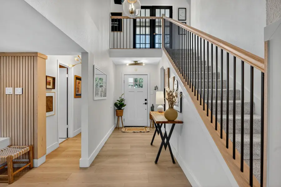 8908 Bubbling Springs Trl, Austin, TX 78729 - Image #3