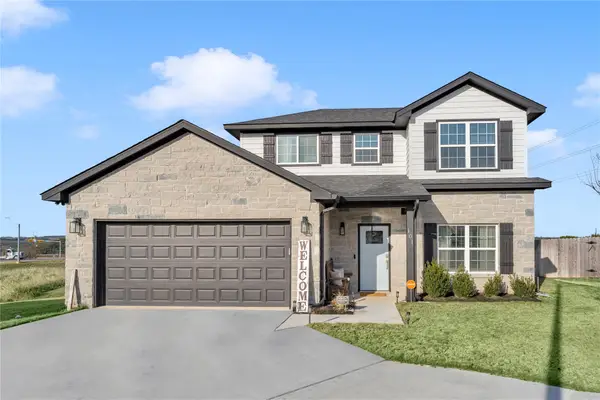 101 Cailin Ct, Burnet, TX 78611