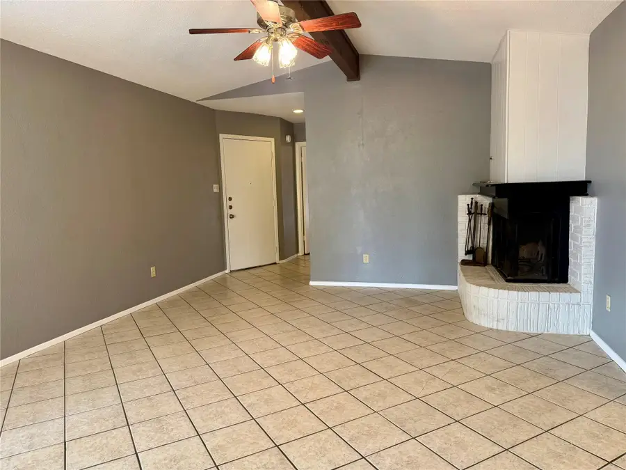 1309 Barbara Dr, San Marcos, TX 78666 - #2