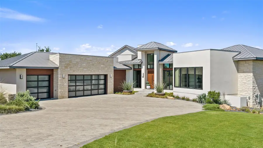 612 Overlook Pkwy, Horseshoe Bay, TX 78657 - #3