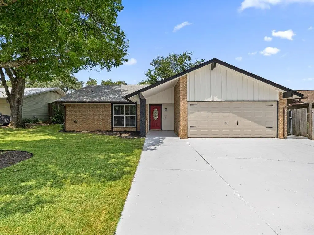 7004 Twisted Oaks Dr, Austin, TX 78745 - #1