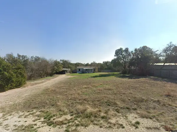 1310 Falcon Oaks Dr, Leander, TX 78641