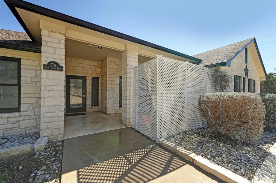 701 W Creek Dr, Dripping Springs, TX 78620 - Image #2