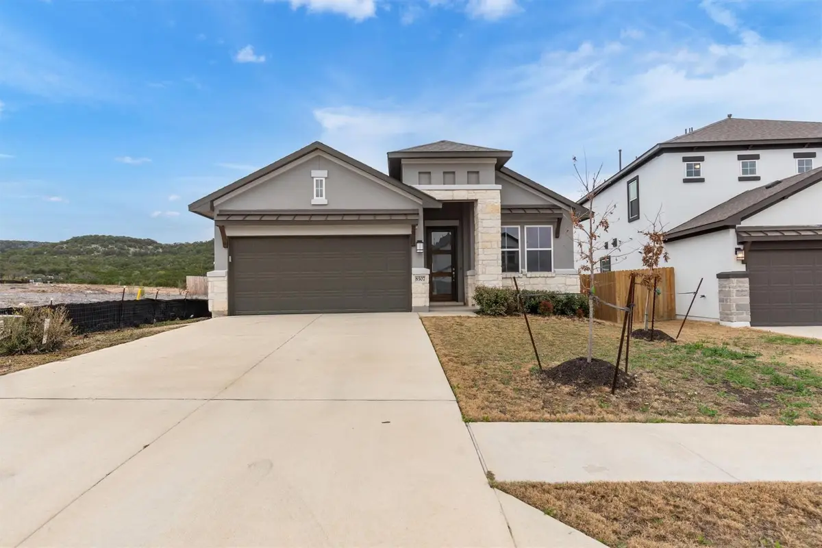 8507 Pine Muhly Dr, Lago Vista, TX 78645 - #1