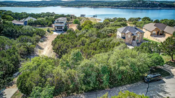 400 Lakefront Dr, Lago Vista, TX 78645
