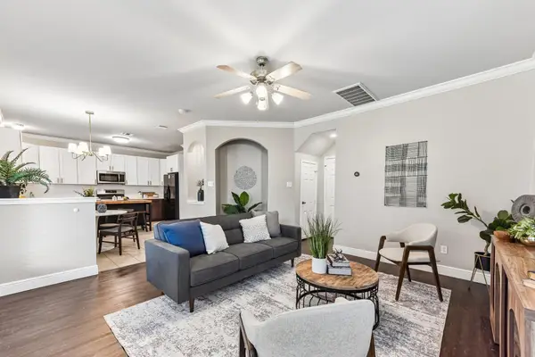 1409 Kendalia St, Austin, TX 78748