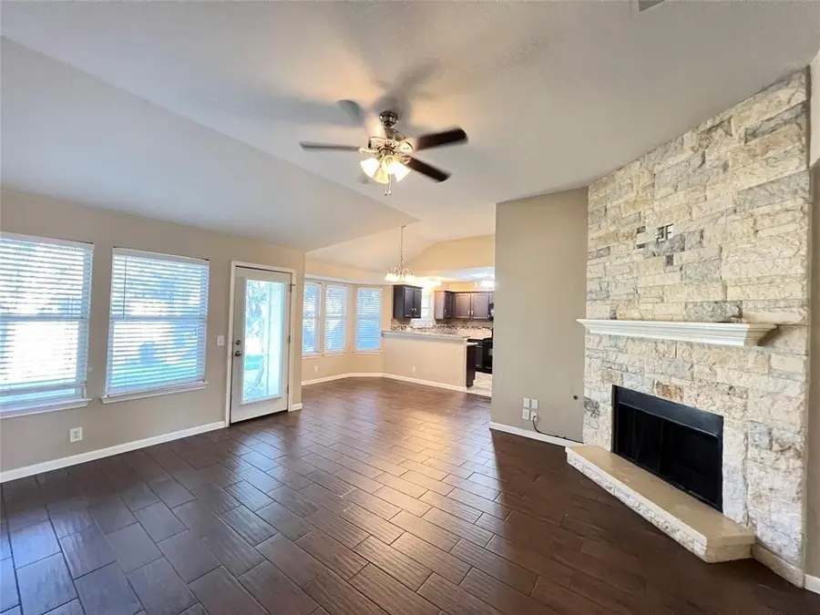 1800 Columbine Ln, Leander, TX 78641 - Image #3