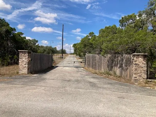 1970 Martin Rd, Dripping Springs, TX 78620 - #3