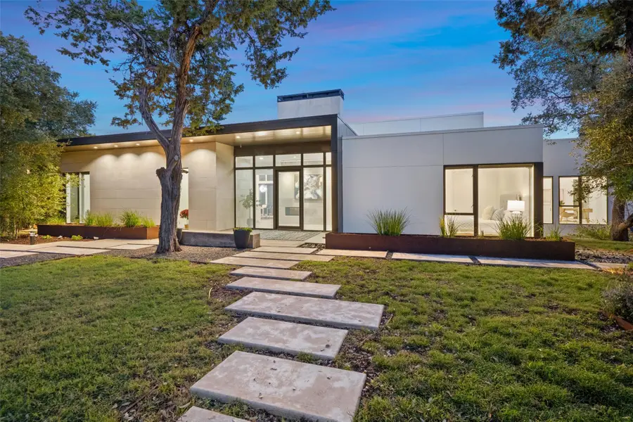 1904 Yaupon Valley Rd, West Lake Hills, TX 78746 - Image #2