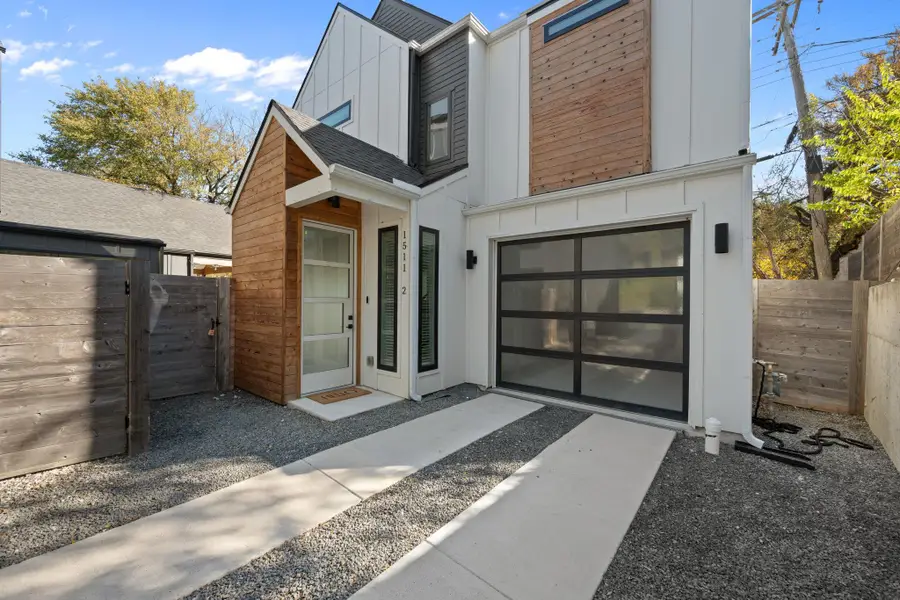 1511 Oak Heights Dr #2, Austin, TX 78741 - Image #2