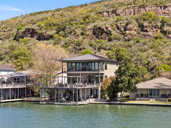 926 Scenic Loop, Kingsland, TX 78639