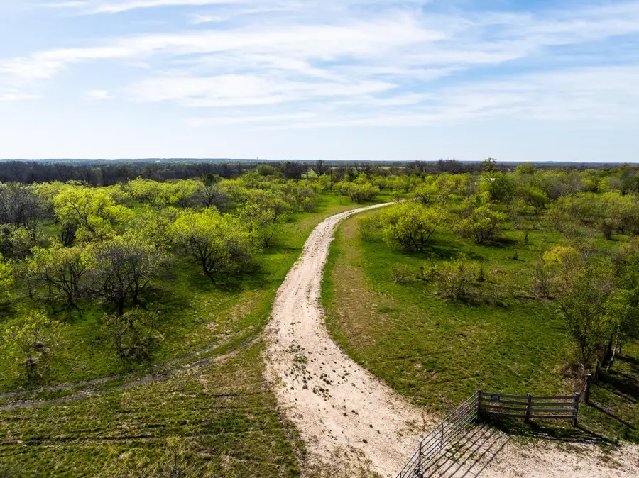 1435 County Road 429, Rockdale, TX 76567 - #3