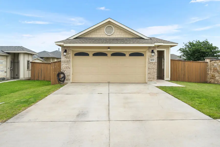 100 Arabian Colt Dr, Georgetown, TX 78626 - #2