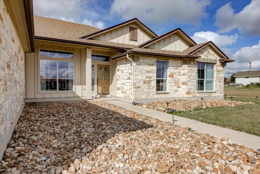 104 S Buckboard, Liberty Hill, TX 78642 - #2