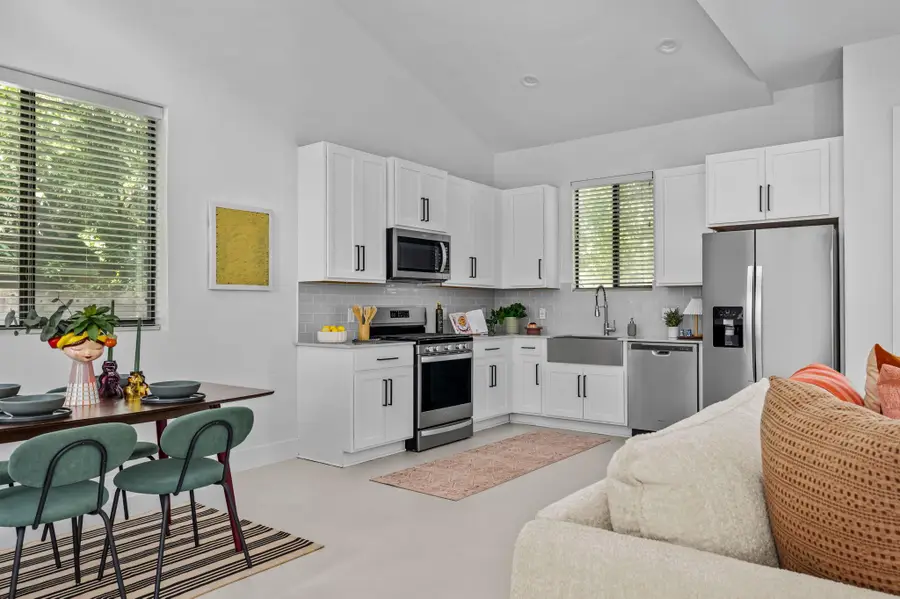 939 E 52nd St, Austin, TX 78751 - #3