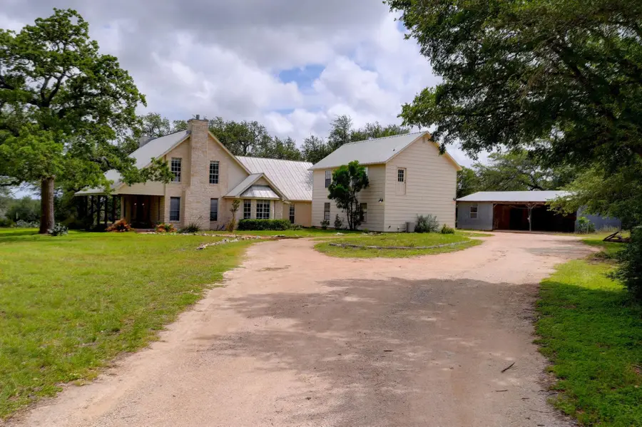 364 Nameless Rd, Driftwood, TX 78619 - #3