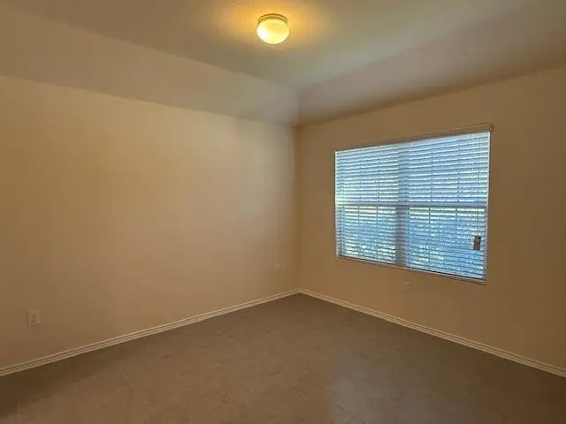 3820 Alpine Autumn Dr, Austin, TX 78744 - #2