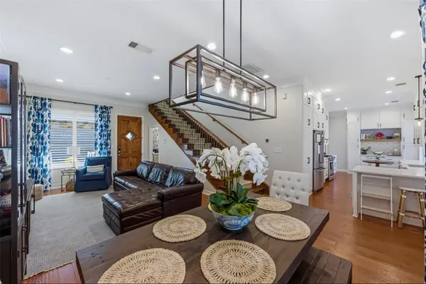1621 Enfield Rd, Austin, TX 78703