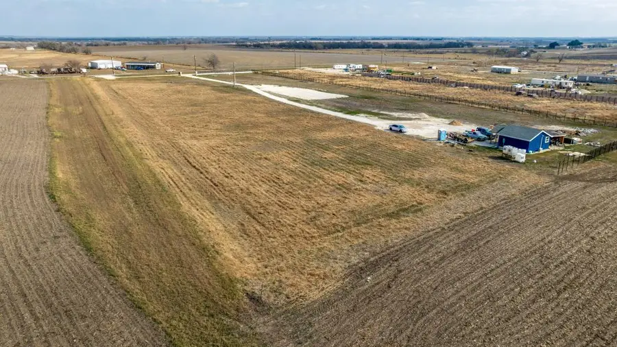 709 County Road 333, Granger, TX 76530 - #2