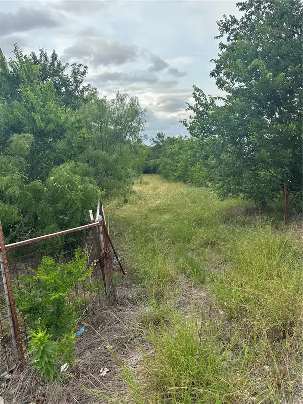 3 Lehman Rd, Kyle, TX 78640