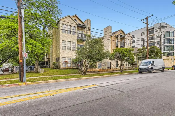 711 W 21st St #302, Austin, TX 78705