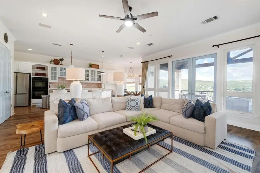 17902 Crystal Cv, Jonestown, TX 78645 - Image #3