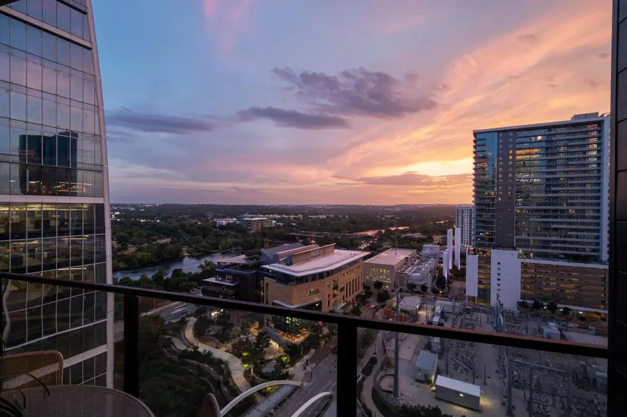202 Nueces St #1607, Austin, TX 78701 - #3