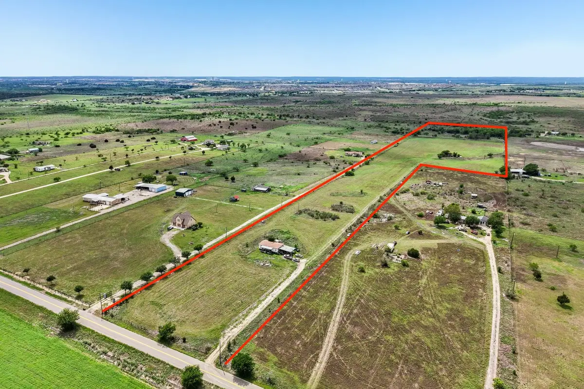 14204 Graef Rd, Creedmoor, TX 78610 - #1