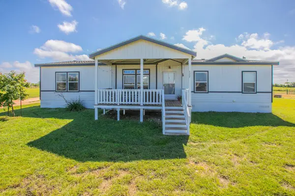 127 Dockal Dr, Bertram, TX 78605