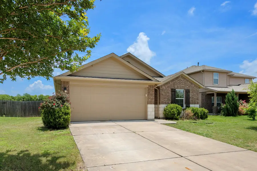 533 Luna Vista Dr, Hutto, TX 78634 - #3