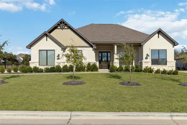 640 Prairie Clover Dr, Dripping Springs, TX 78620