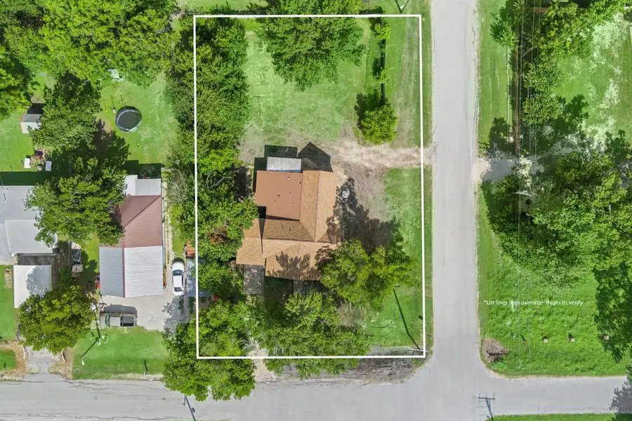 405 S Evie St, Bartlett, TX 76511 - #3