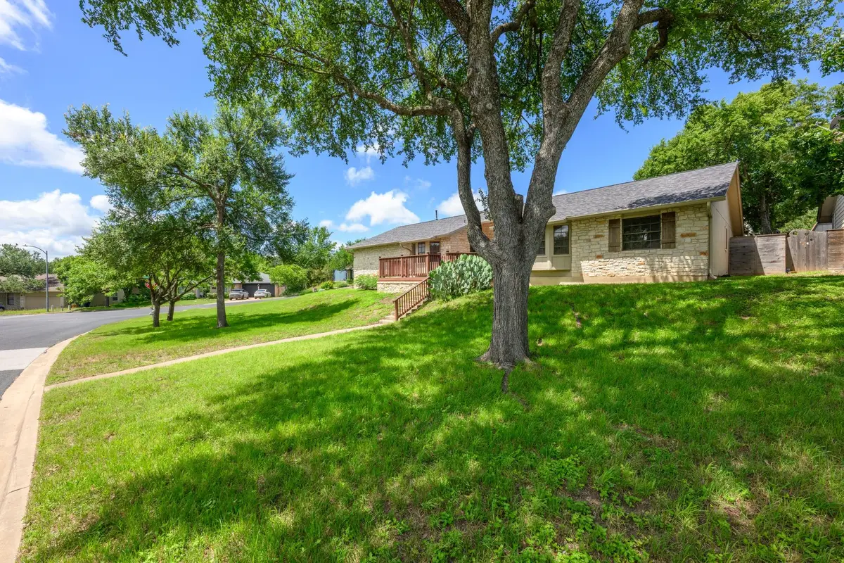 7210 Smokey Hill Rd, Austin, TX 78736 - #1