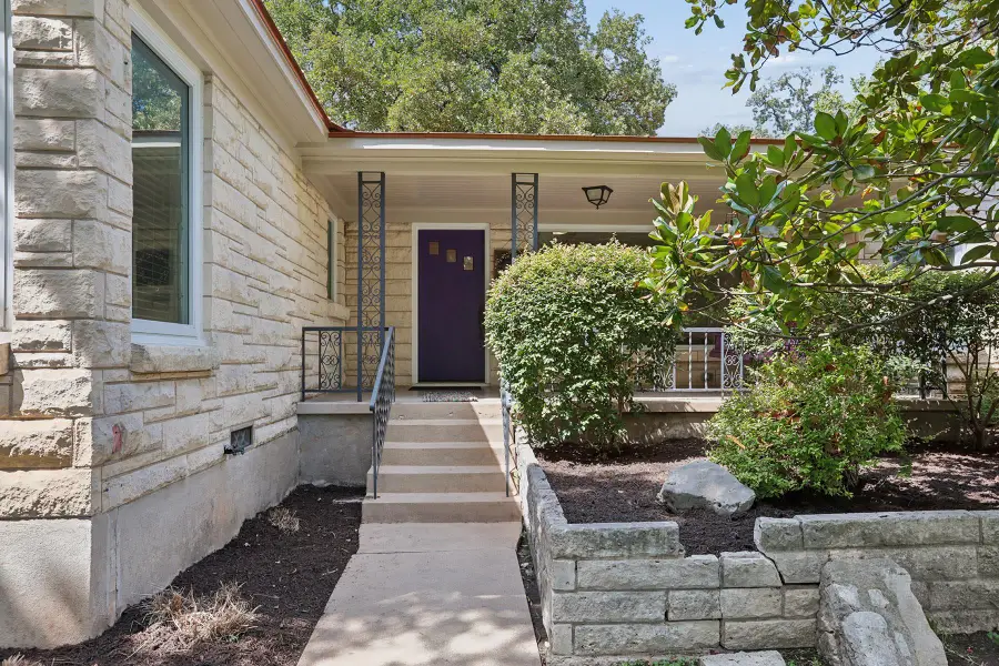 4204 Wildwood Rd, Austin, TX 78722 - #3