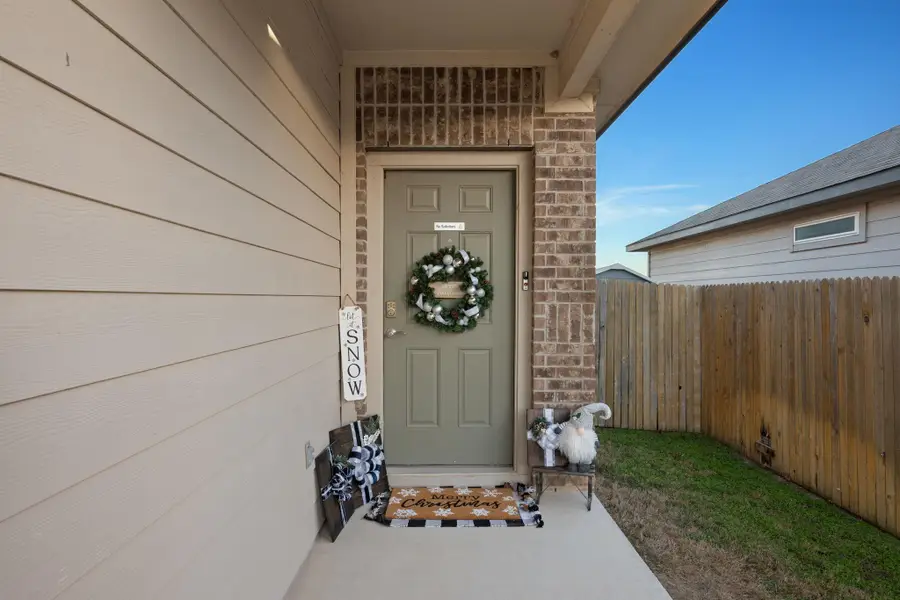 117 Presidential Path, Liberty Hill, TX 78642 - Image #2