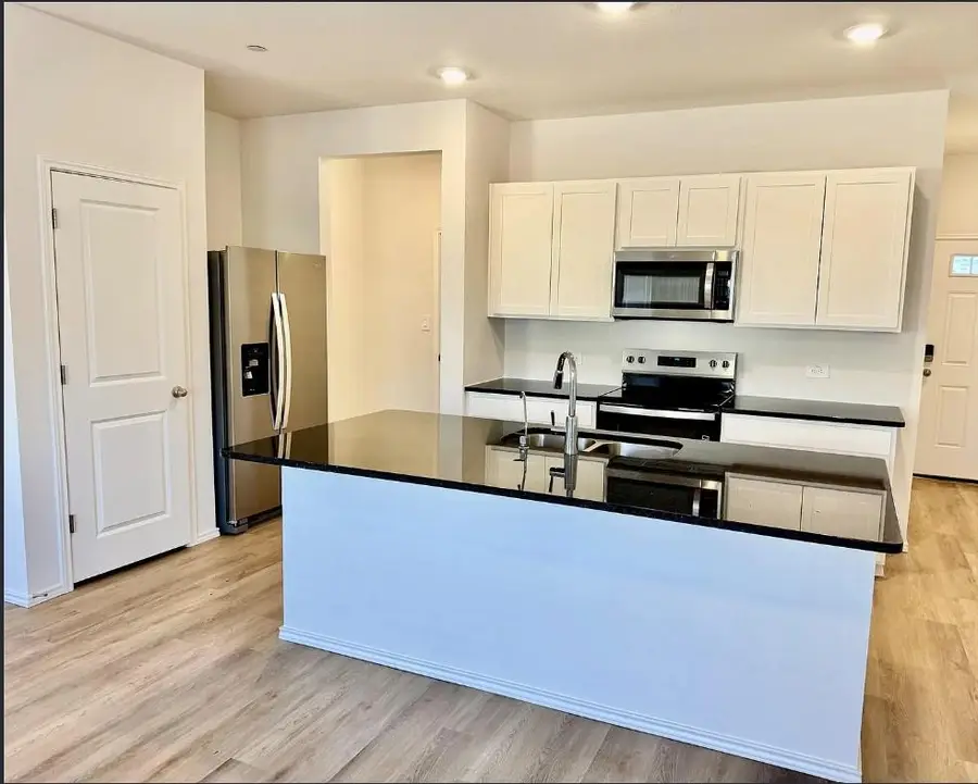 12802 Summer Village Ln, Buda, TX 78610 - Image #3